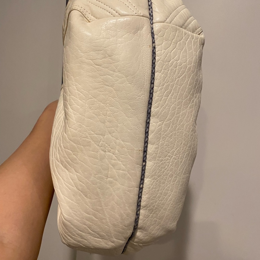 Fendi Mini Spy Cream Leather Bag - Picture 4 of 11